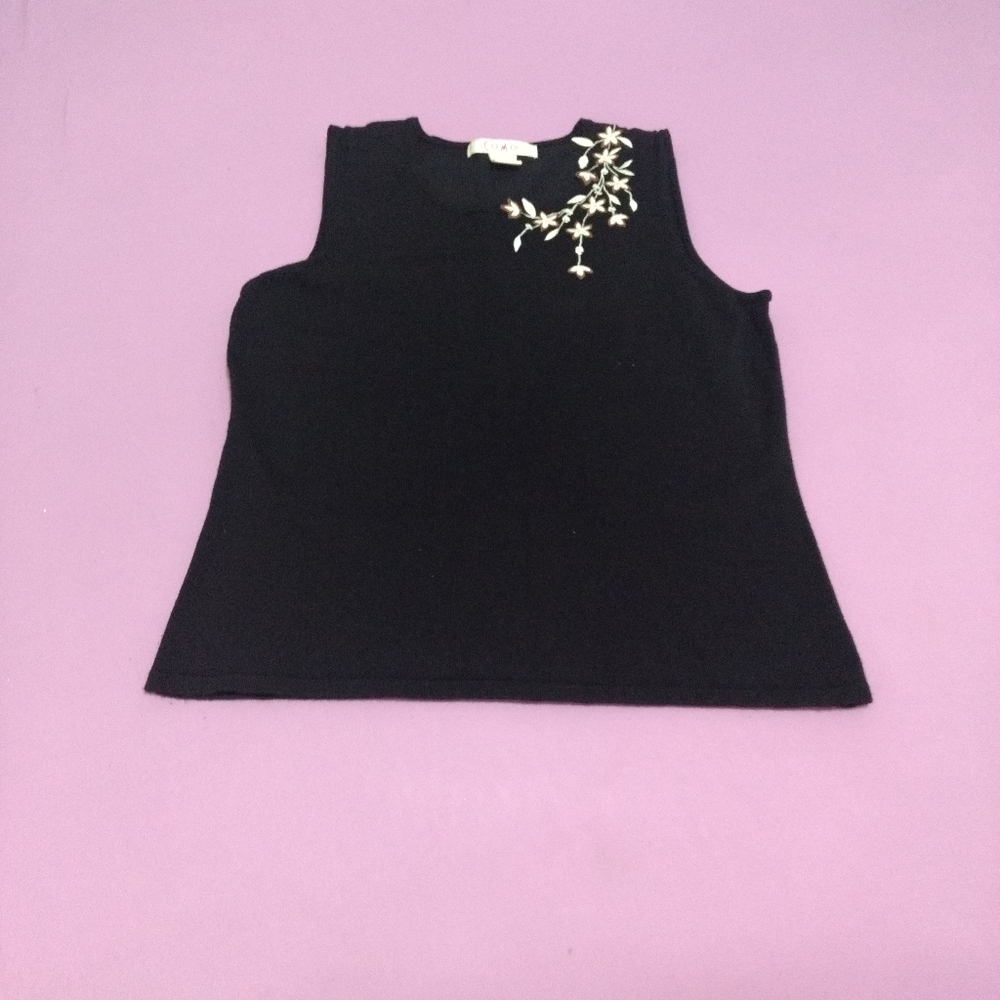 Como Womens Size M Tank Top Black Embroidered Floral Details Pull Over